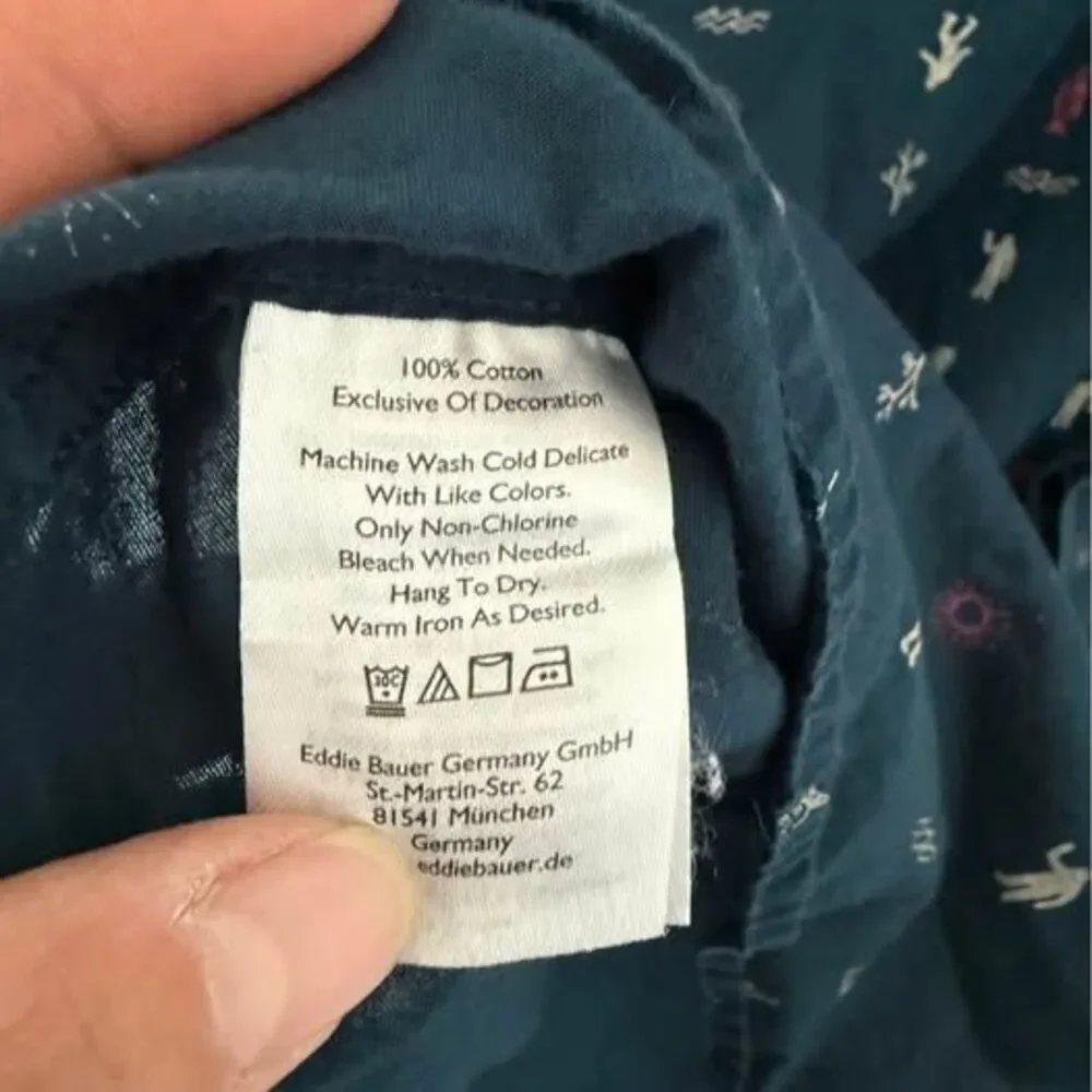 Eddie Bauer lightweight 100%